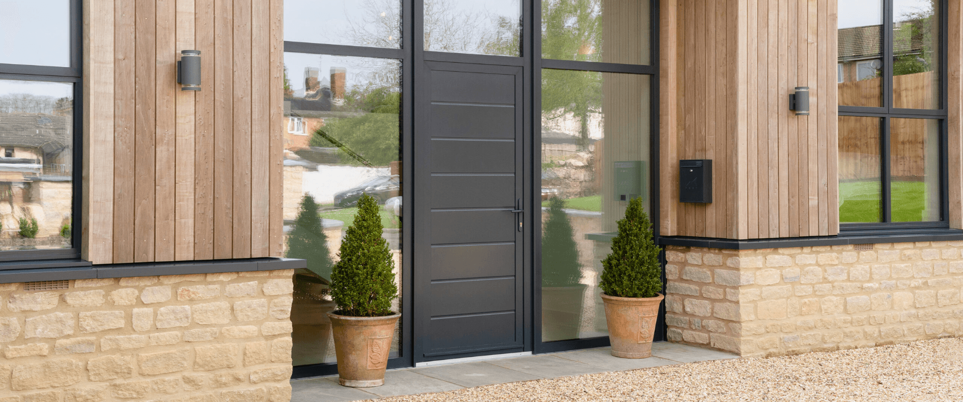 powder coating aluminium doors